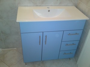 Une salle de bain bleue vous apportera calme et sérénité