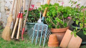outils de jardin